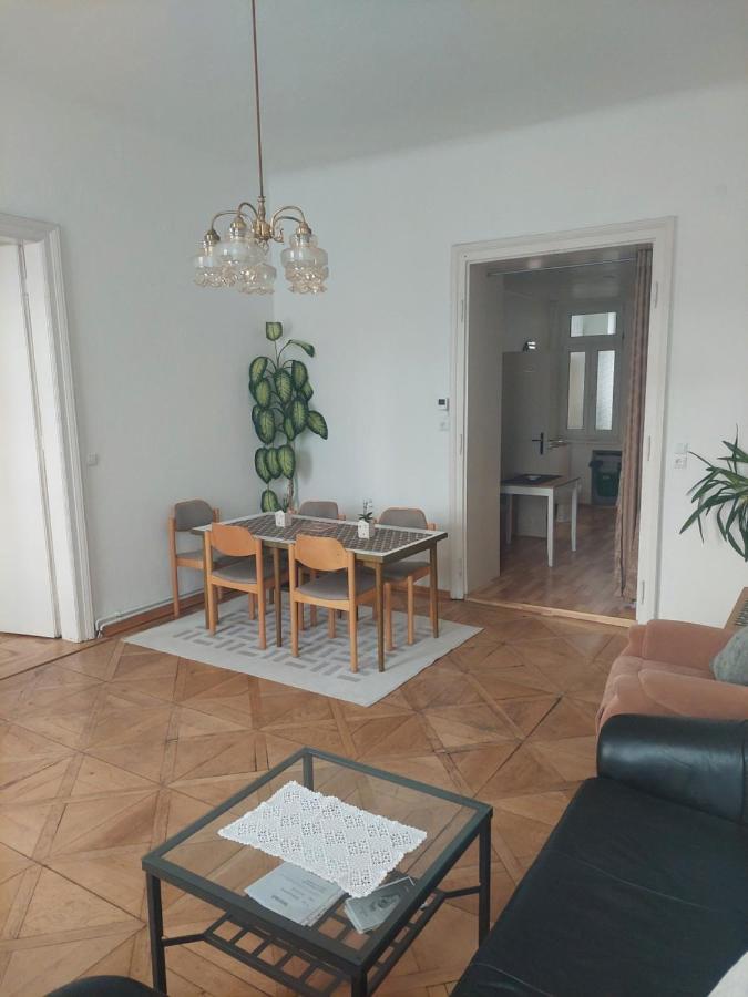 Gerald'S Apartment 12 Vienna Exterior photo